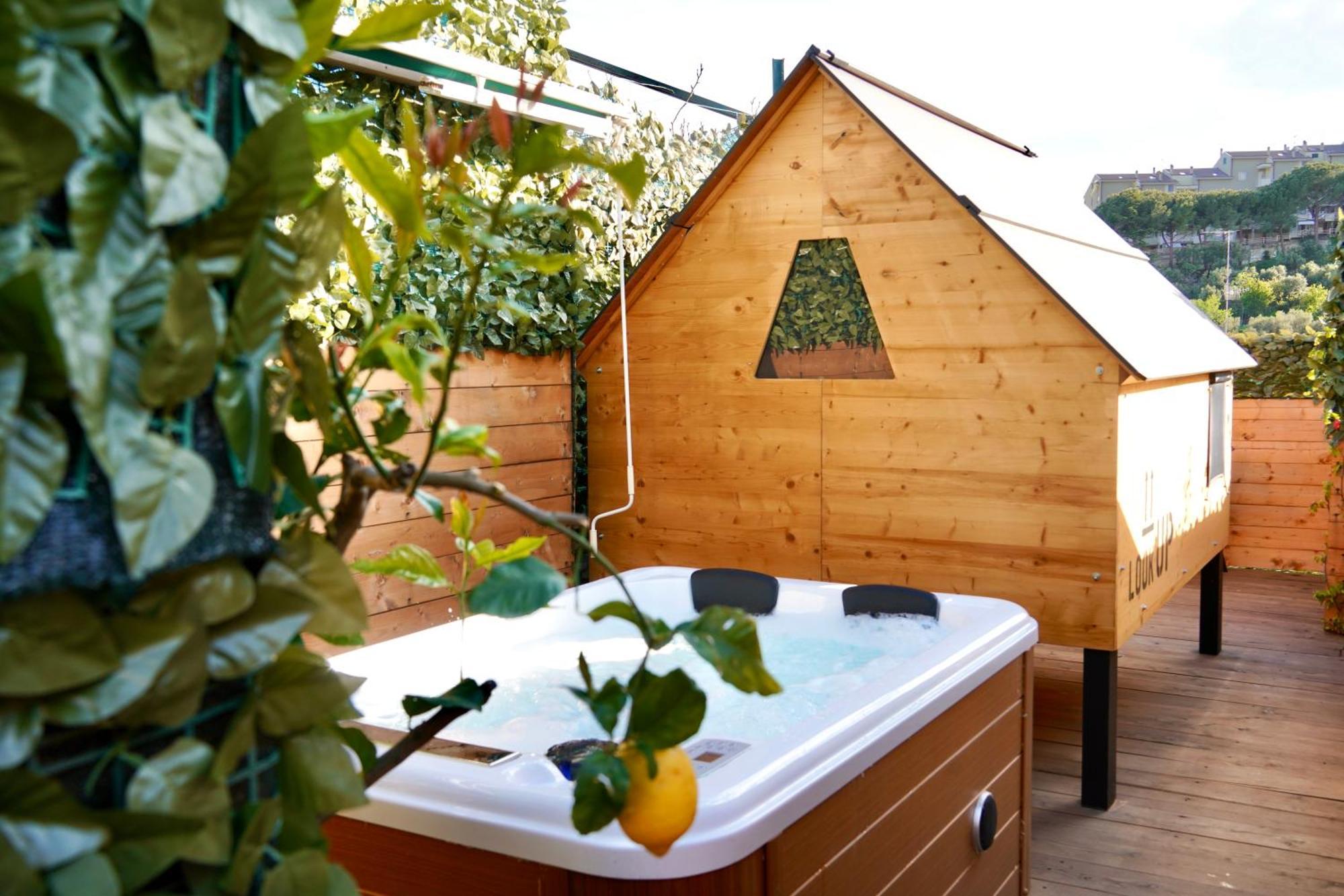 Campo de lujo Starsbox Jacuzzi Privata E Piscina Vista Mare Celle Ligure